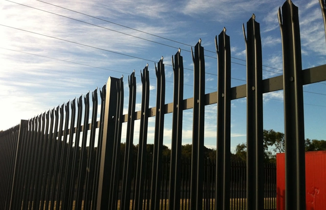 Meatl Fence