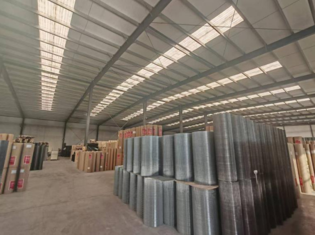 hebei-yangzhe-metal-products-co.-ltd.-welded-wire-mesh-introduction-02.png